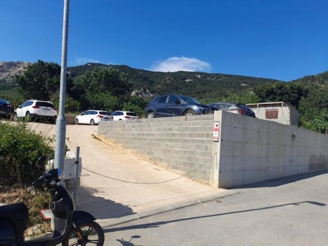 באסקה Ulica Dvori Narca 12 Apartment 4+2 Per. מראה חיצוני תמונה