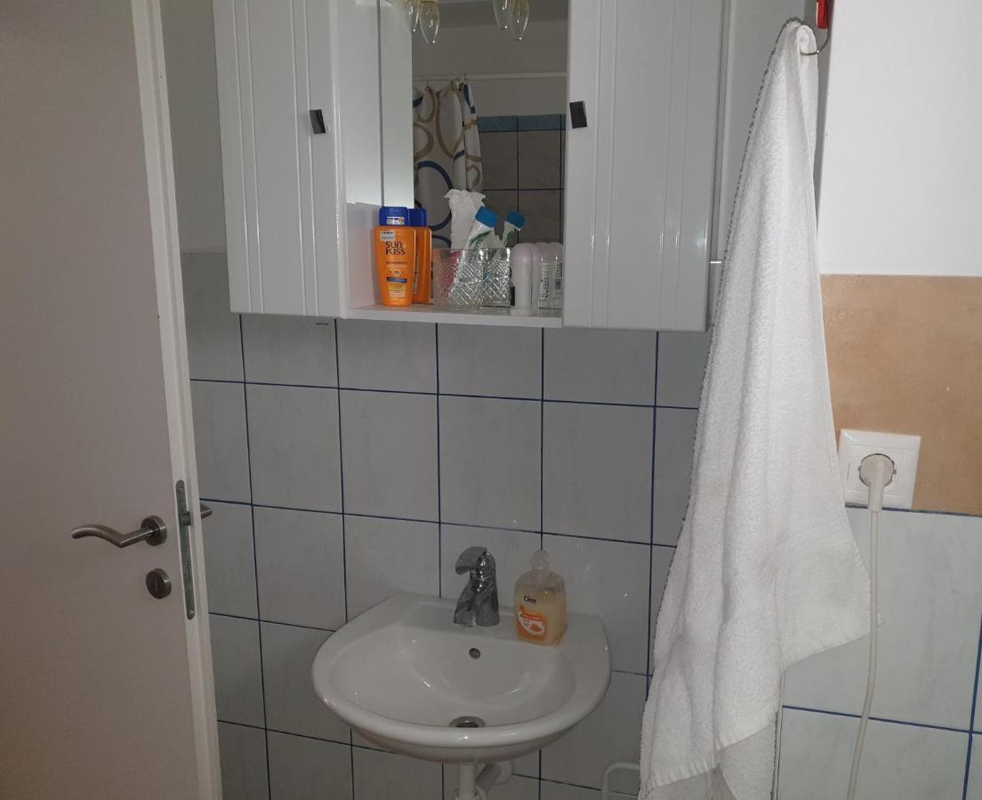 באסקה Ulica Dvori Narca 12 Apartment 4+2 Per. מראה חיצוני תמונה
